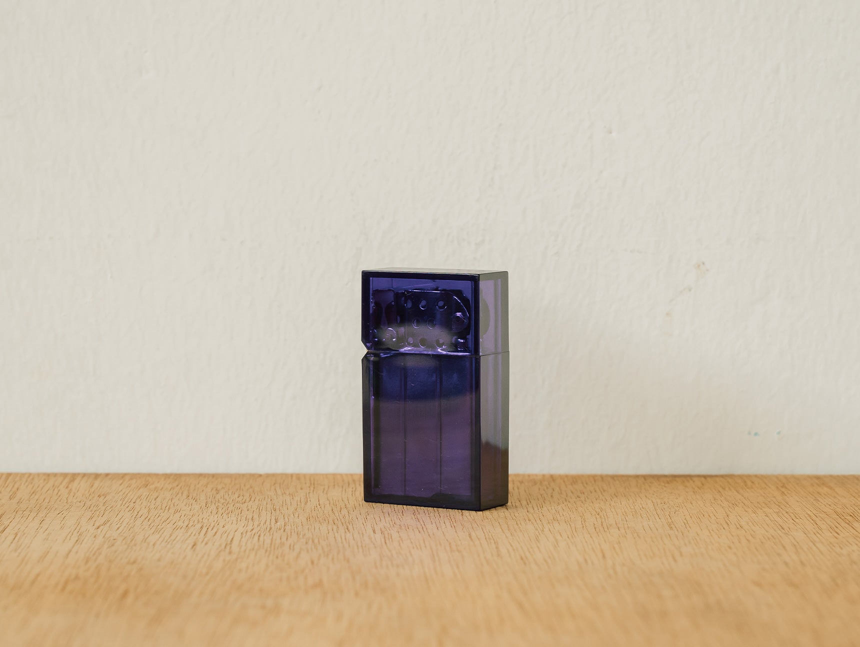 Hard Edge Lighter Clear - Purple